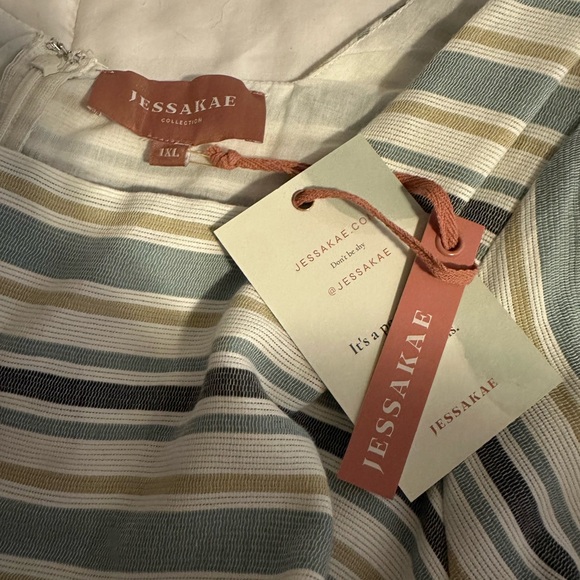 Jessakae “Giselle” MIDI Plus Sized Dress - Picture 3 of 4